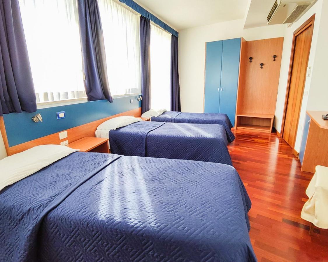 Hotel All'Oasi Paese Ngoại thất bức ảnh