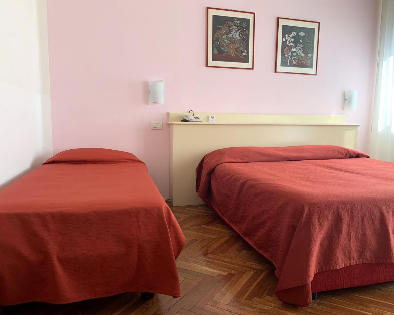 Hotel All'Oasi Paese Ngoại thất bức ảnh