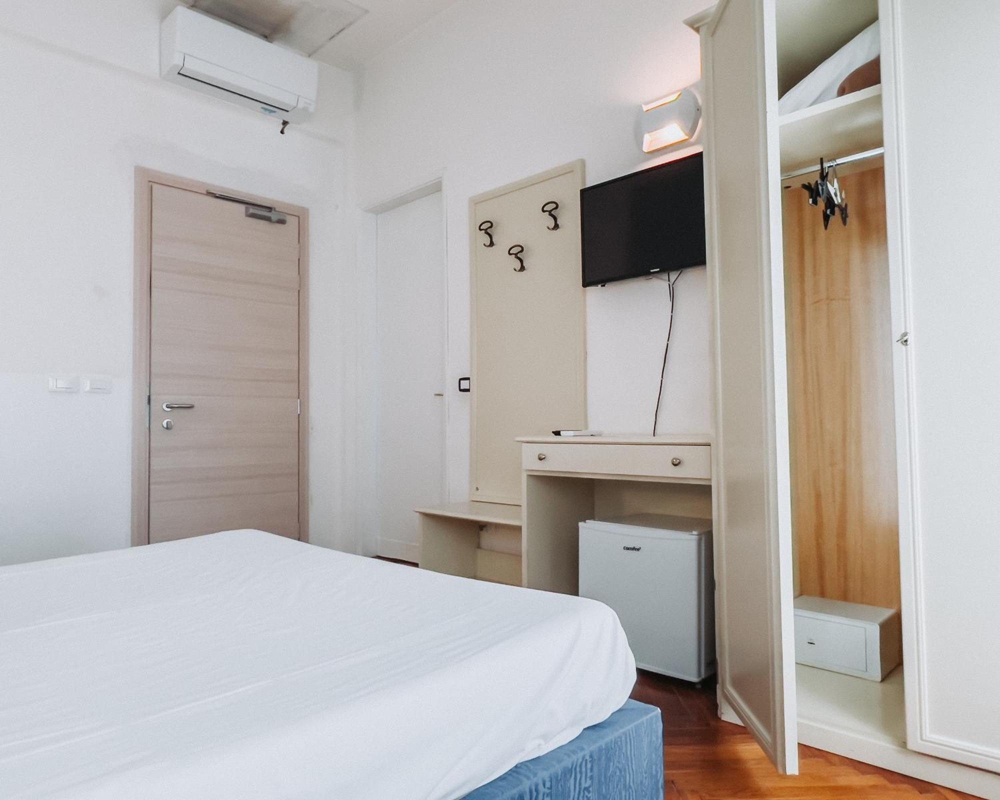 Hotel All'Oasi Paese Ngoại thất bức ảnh