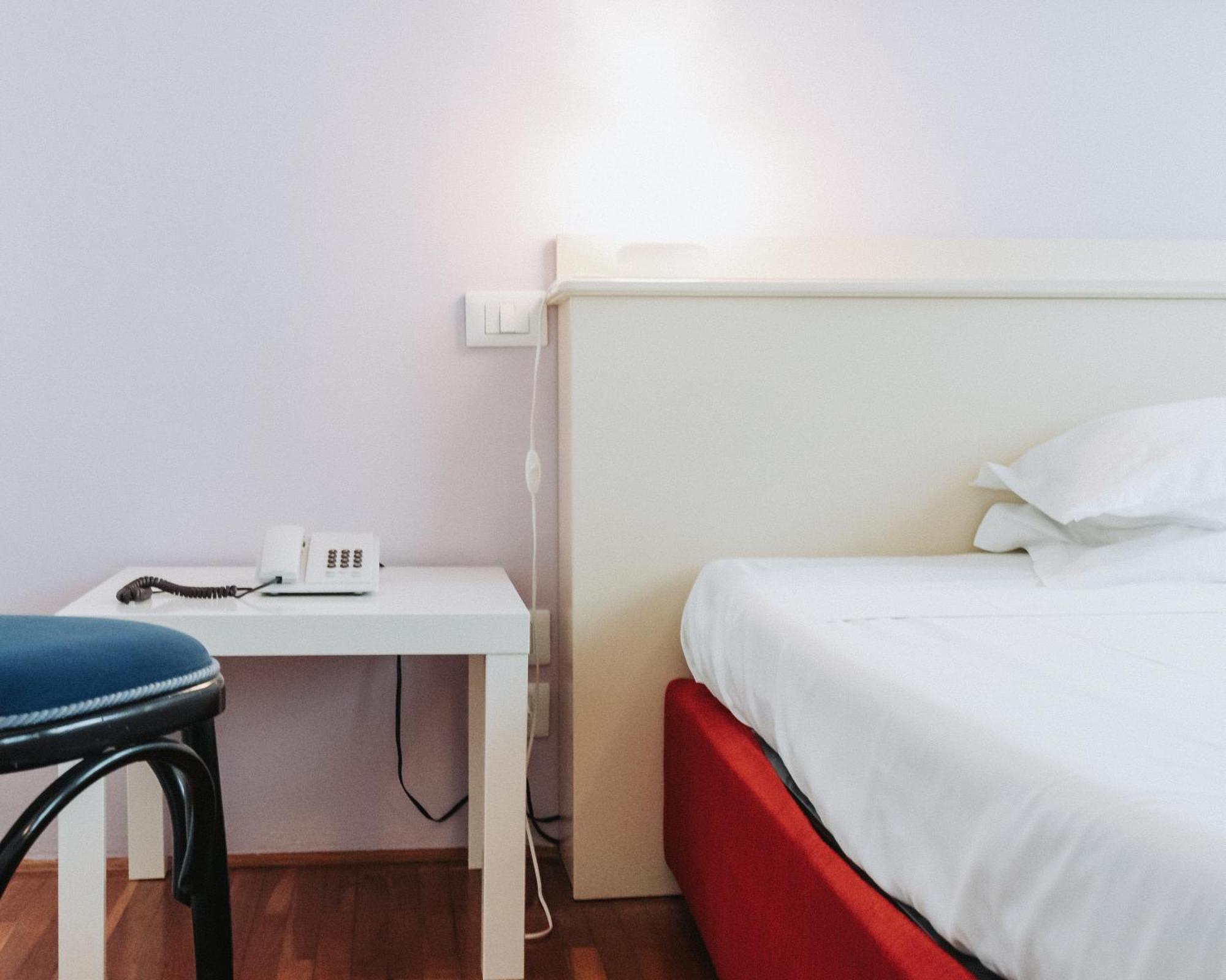 Hotel All'Oasi Paese Ngoại thất bức ảnh