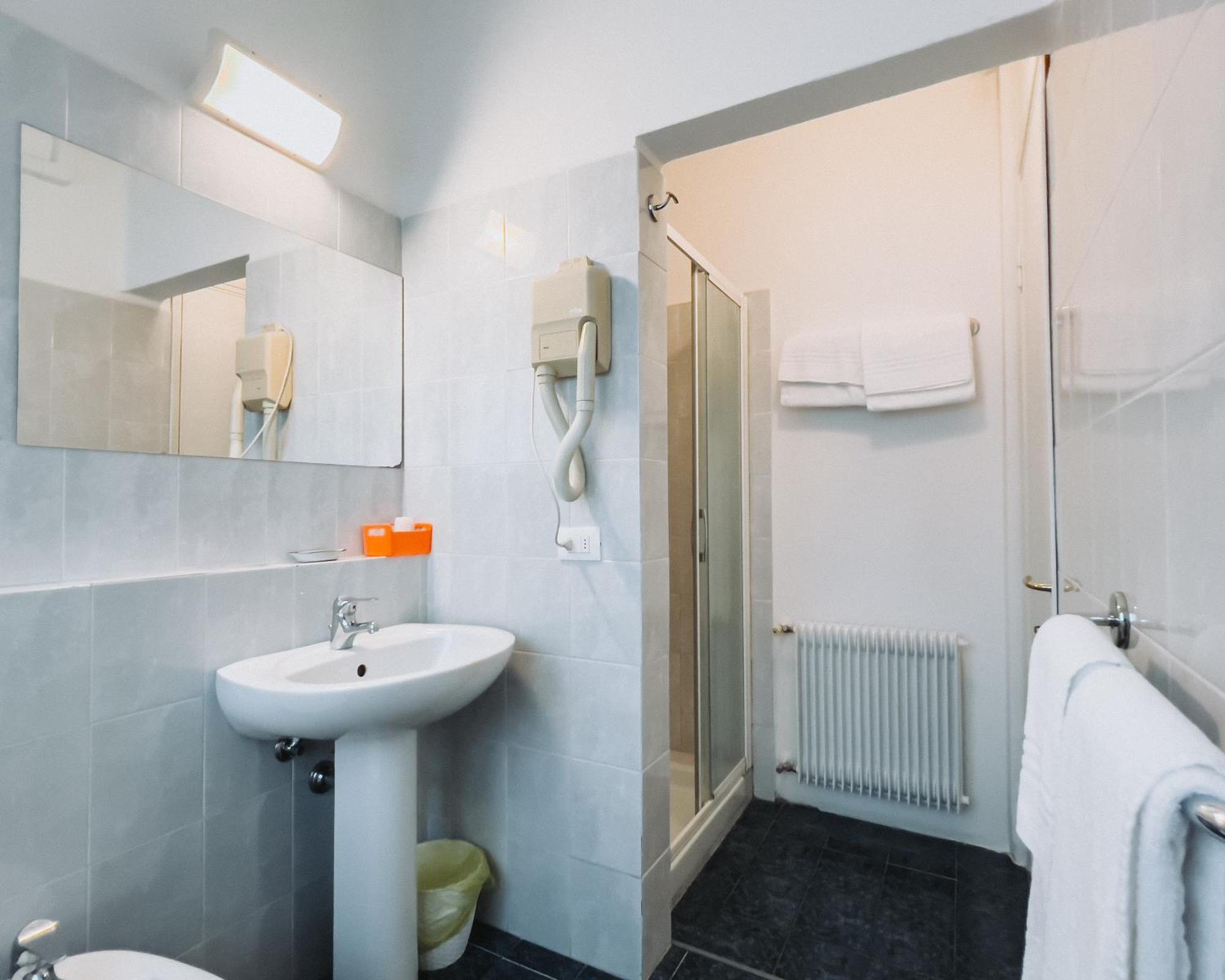 Hotel All'Oasi Paese Ngoại thất bức ảnh