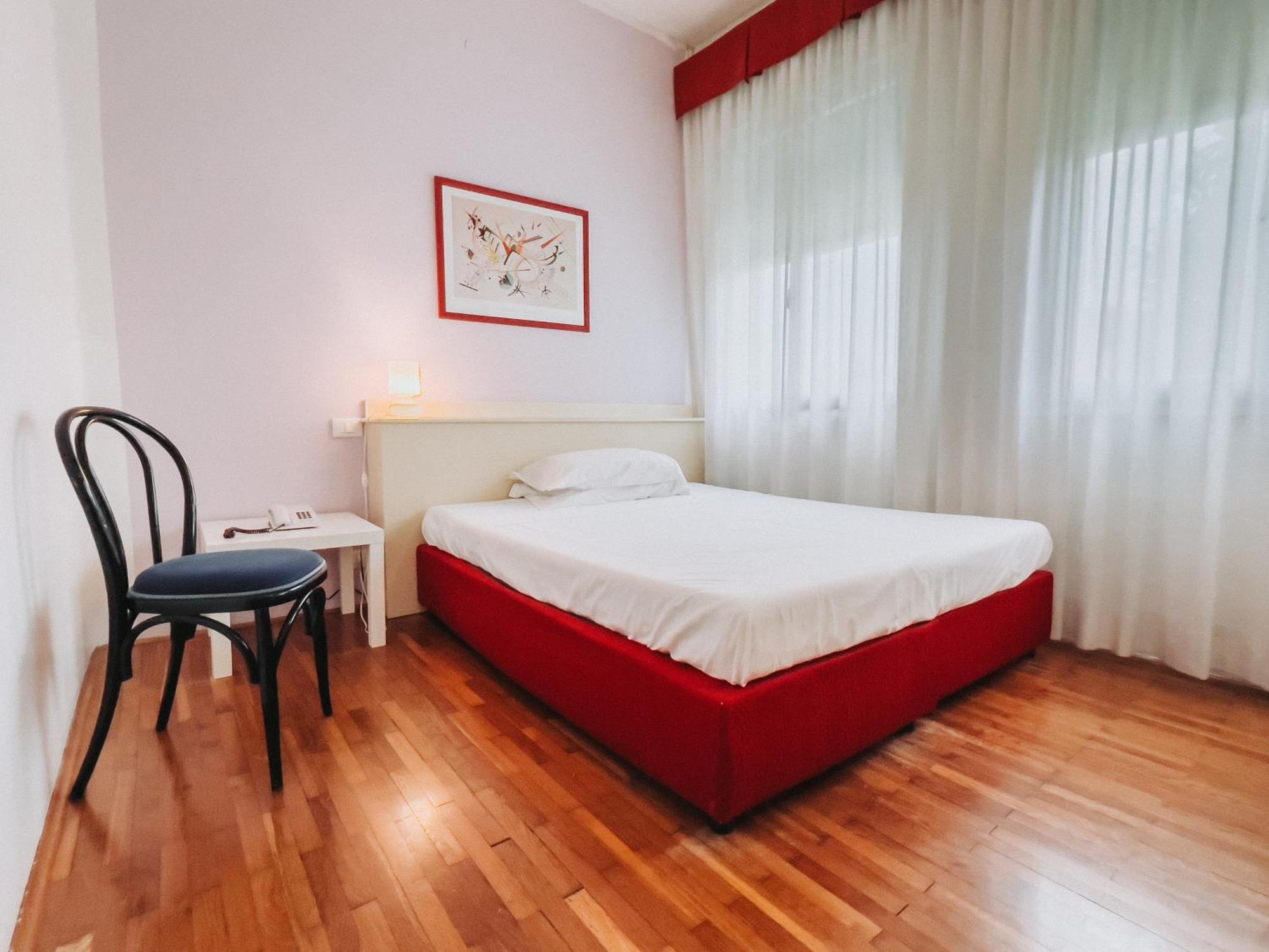 Hotel All'Oasi Paese Ngoại thất bức ảnh
